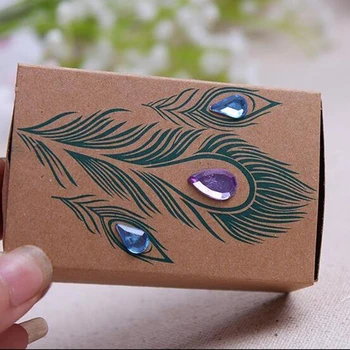 100 Tk Pulm Soosib Faux Rhinestone Jõupaber Kinke scatole regalo Peacock Feather Candy Kastid Sahtel Disain